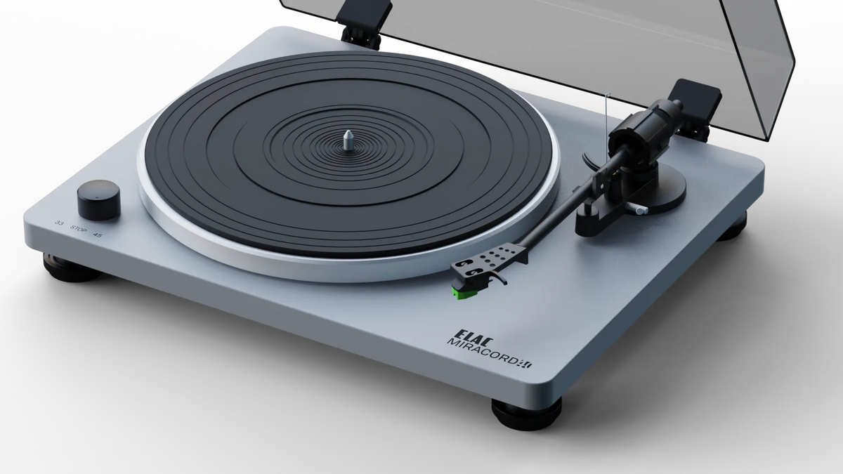 Elac Miracord 40 in Celestial Blue, product view
